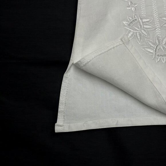 Solitaire by Ravi Khosla White Linen Blend Embroidered Cutout Tunic - Picture 8 of 10